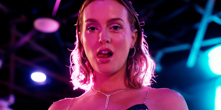 ‘Basic’ SXSW Review: Ashley Park and Leighton Meester Bond Over Toxic Relationship Anxieties in a Charming Rom-Com