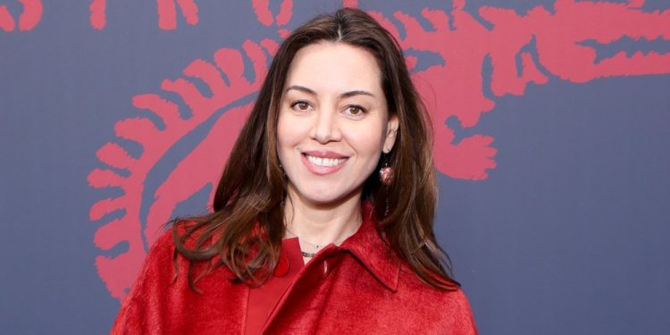 We Found Aubrey Plaza’s Comfy, Must-Have Mary Janes on Amazon