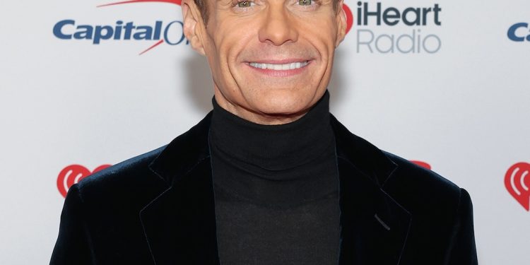 Wheel of Fortune’s Ryan Seacrest on Dating, Tinder After Breakup