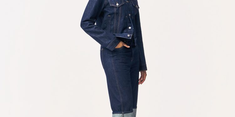 5 Ways to Style ’90s Cropped Jeans