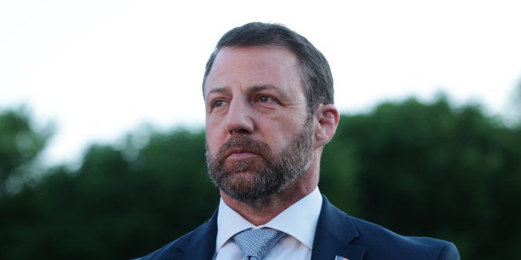 Ballroom security can’t be privately funded, Mullin tells GOP lawmakers