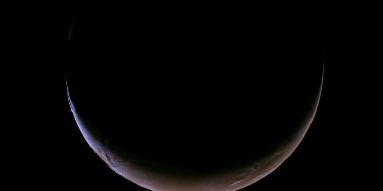Mars shines in ethereal photo from Psyche space probe