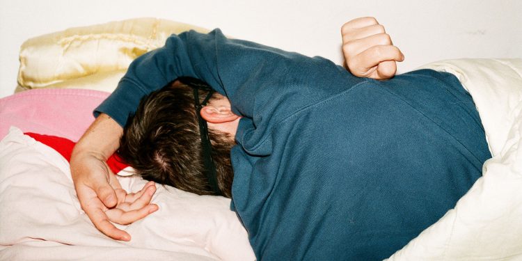 6 Signs Your Partner Has a Lack of Ambition, According to Relationship Experts