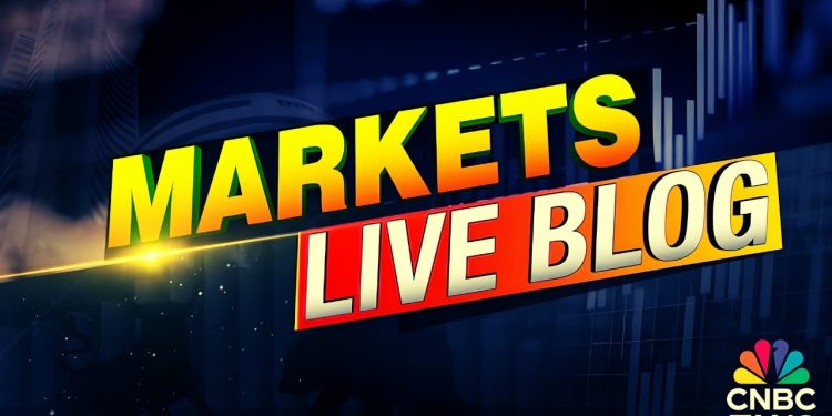 Sensex Today | Stock Market LIVE Updates: Indian Rupee falls further to 94.71; Nifty falls over 350 pts