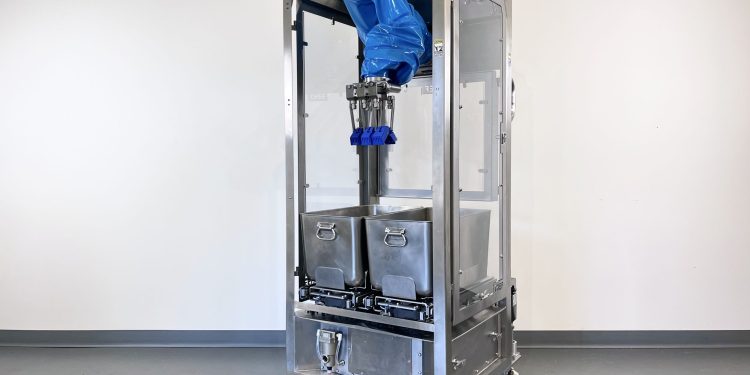 These Robots Are Making Meals for a Nonprofit in San Francisco’s Tenderloin