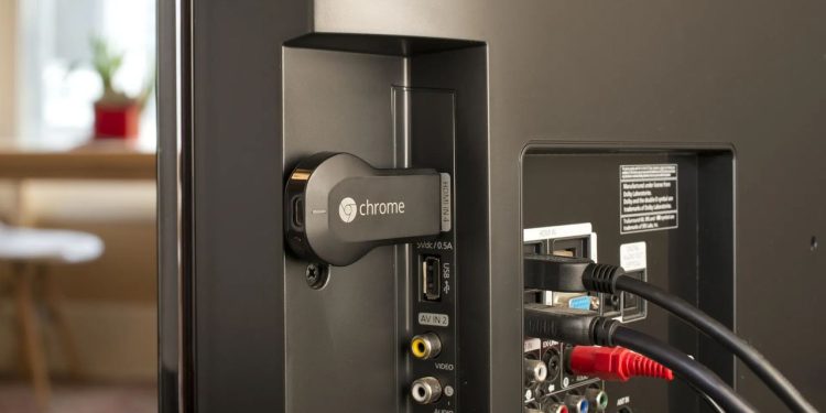 Google rolls out a fix for 1st-gen Chromecast dongles, while the 4K Chromecast with Google TV gets a big Gemini upgrade