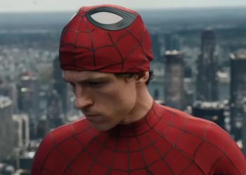 Marvel’s Big Change to Spider-Man’s Costume After 9 Years Is Something the MCU & DCU Needs More Of