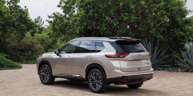 The plush compact SUV buyers are switching to instead of the RAV4 in 2026