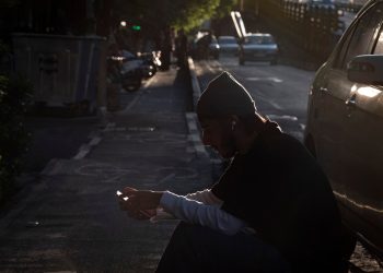Internet Starts to Return in Iran After 3-Month Blackout