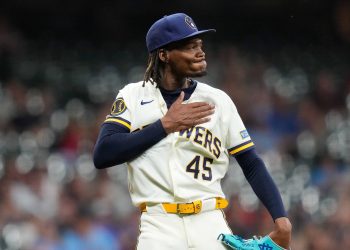 Abner Uribe’s ridiculous antics put his Brewers teammates in the crosshairs