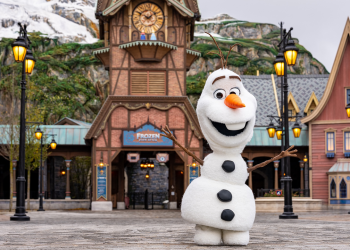How Frozen Jumped From the Big Screen To Disney Parks Around the Globe, Including World of Frozen at Disneyland Paris’ Disney Adventure World
