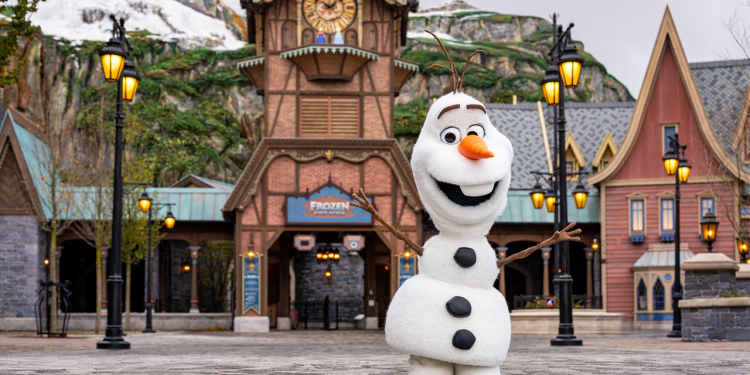 How Frozen Jumped From the Big Screen To Disney Parks Around the Globe, Including World of Frozen at Disneyland Paris’ Disney Adventure World
