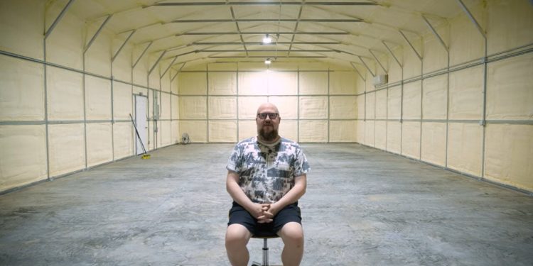 YouTuber Constructs Dedicated Warehouse To Preserve PC Gaming’s Coolest Oddities