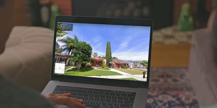 How to go back in time with Google Maps