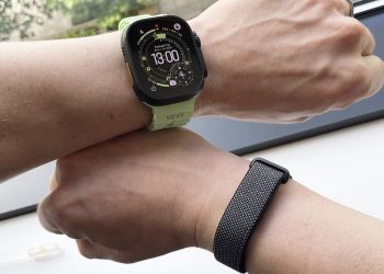 I ran 10km wearing the Google Fitbit Air and the Apple Watch Ultra 3 — here are all the differences in heart rate, calories & more