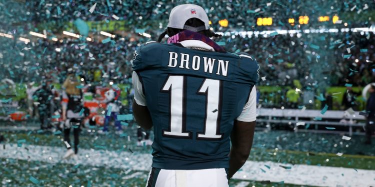 A.J. Brown trade official: Eagles send wide receiver to Patriots for draft picks