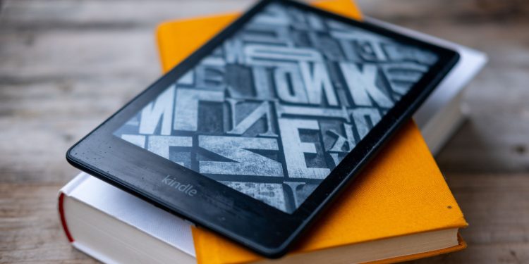5 Disadvantages Of Owning A Kindle You Should Know About