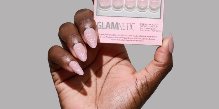 Best Long-Lasting Press-on Nails for Airport Travel