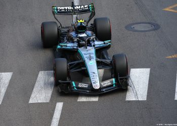 Battery mystery hangs over dominant Mercedes campaign