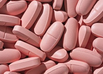 Many Cardiologists Take This Cheap Drug Years Before Heart Problems Ever Show Up