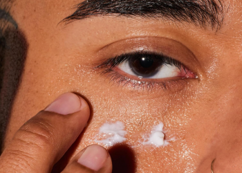 How to Apply Eye Cream in 3 Steps, According to Dermatologists