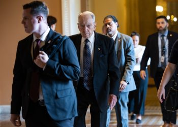 Republicans hope Trump retreats on Pulte to save spy law