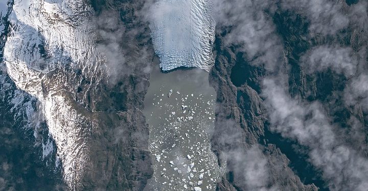 Tyndall’s Trail of Bergs
