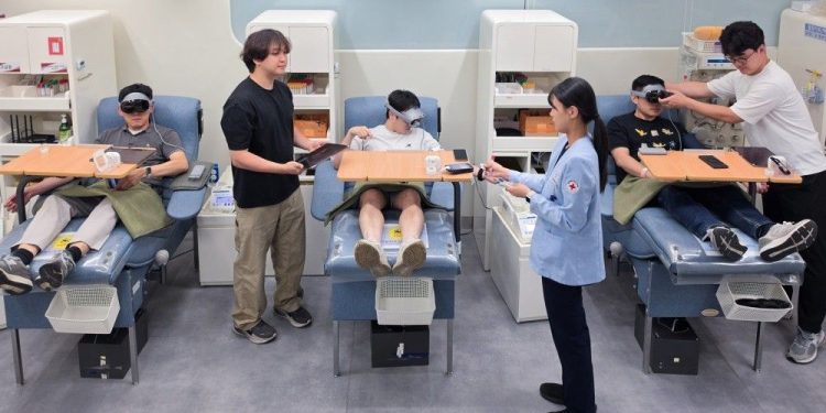 Hate giving blood? Samsung’s latest VR demo will help you meditate while donating — and it’s given me some ideas