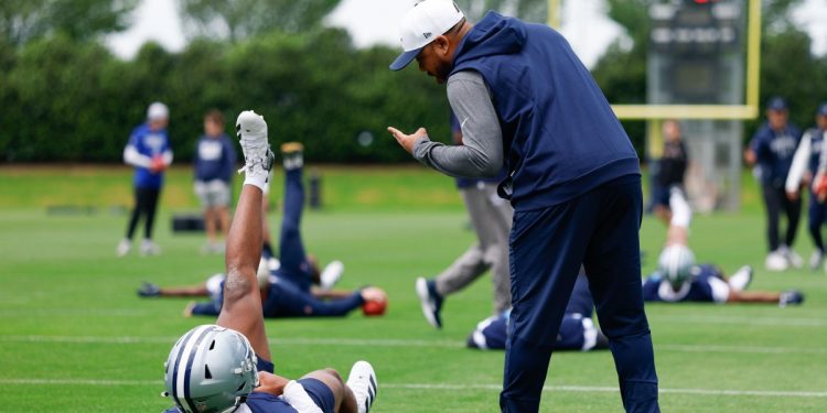 Cowboys news: Christian Parker discusses the new defense