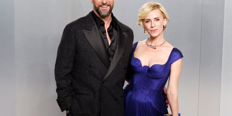 Noah Wyle and His Wife Sara: A Complete Relationship Timeline
