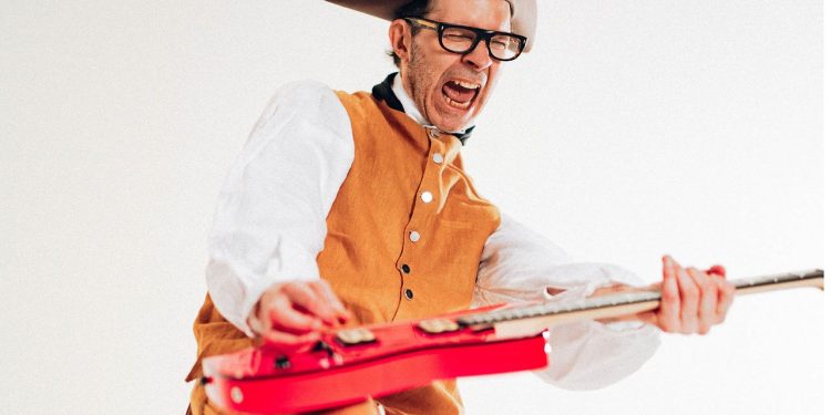 “At home, you’re tempted to go over the top with everything. ‘Maybe if we put on another double guitar part – that’ll fix it.’ You can spend forever making a song worse”: Paul Gilbert on how the original POTUS’s words opened new frontiers fo