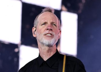 No Doubt’s Tom Dumont Shares Parkinson’s Diagnosis: ‘It’s a Struggle’