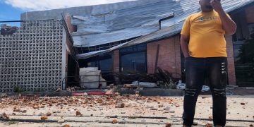 6.7 magnitude earthquake shakes part of Indonesia, causing scattered damage
