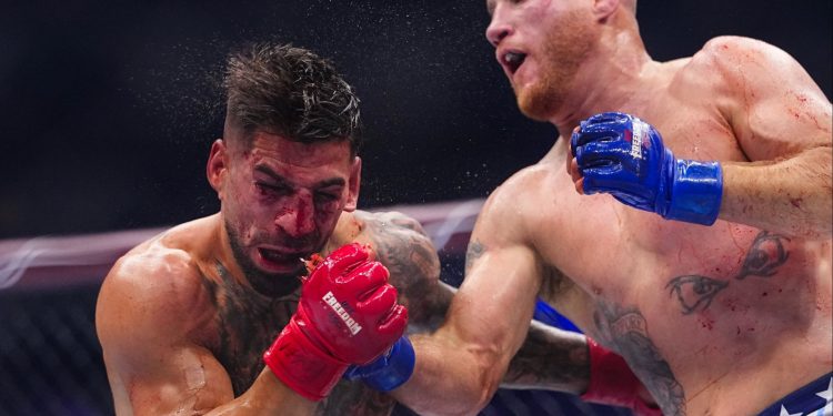 Justin Gaethje’s coach highlights ‘big mistake’ Ilia Topuria made in stunning UFC White House loss