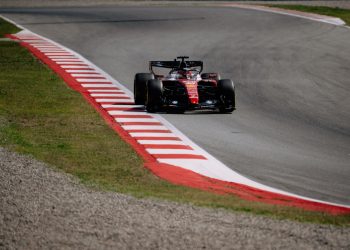 Ferrari, Aston Martin et Cadillac en piste pour les essais Pirelli F1