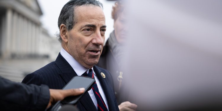 Congressional staff visit prison facility where Ghislaine Maxwell is held