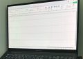 Sparklines in Excel: The fastest way to visualize data without charts