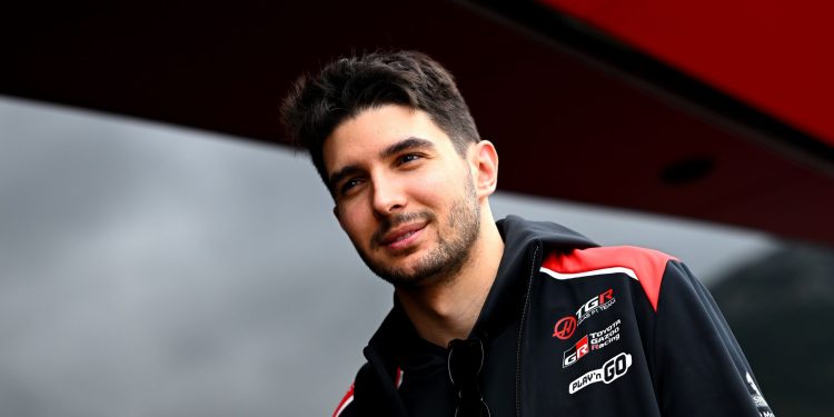 Ocon salue l’évolution des moteurs F1 pour 2027-28 mais rêve déjà du retour des V8