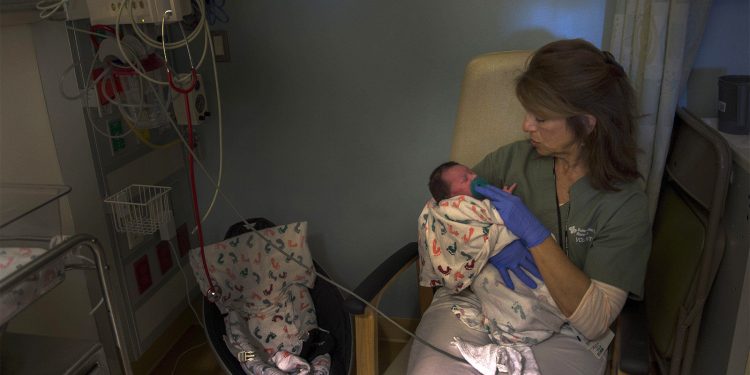 Symptom-Based Dosing Gets Infants With Opioid Withdrawal Out of the Hospital Faster