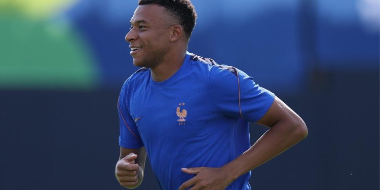 France vs. Iraq live stream: How to watch FIFA World Cup, odds, prediction, pick, lineups, channel