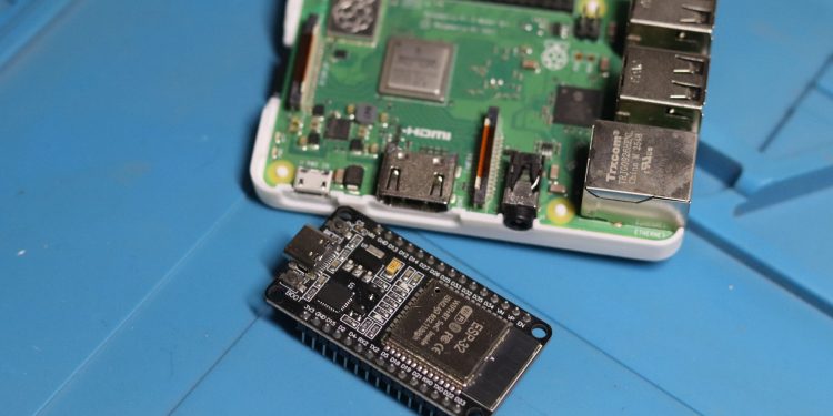 5 things to build with the $4 chip that’s outselling the Raspberry Pi