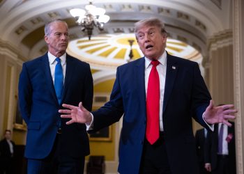 White House tells Republicans to expect war funding request by end of week