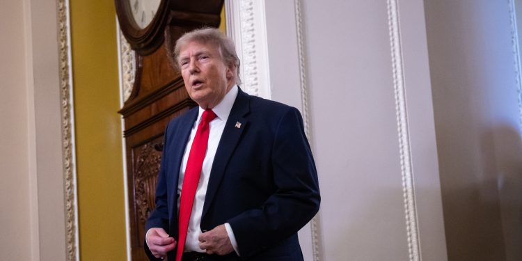 Trump calls on House GOP hard-liners to end floor blockade