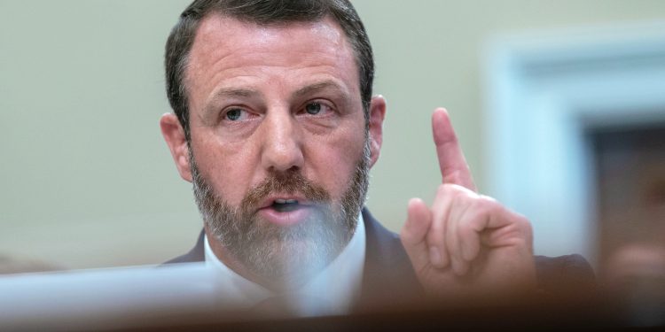 Democrats have some rare praise for Trump’s DHS chief at hearing