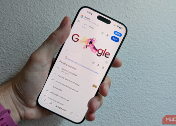 Safari has been my main browser on iPhone for years — this one contender finally feels like a worthy rival