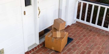 Amazon and Walmart hit by $12.8 billion theft surge