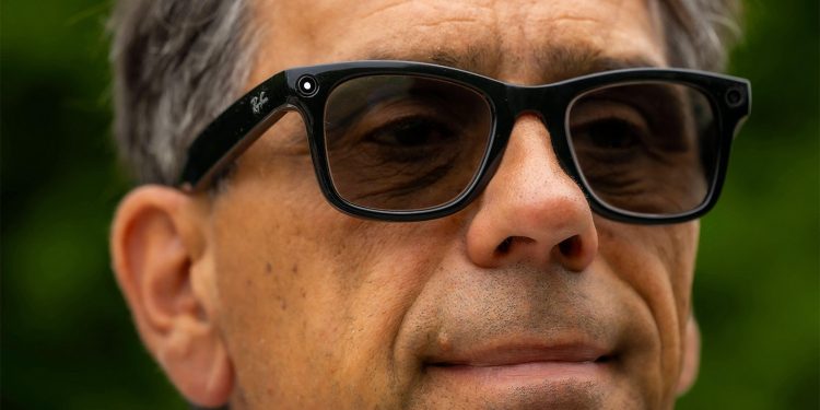 AI Smart Glasses Show Promise, Limitations as Aid for Patients With Low Vision