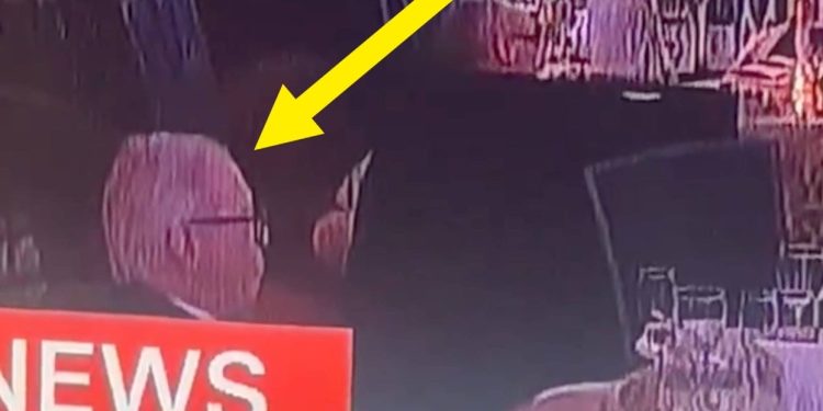 10 Hilarious Tweets About One Man’s Reaction To The Shooting At The White House Correspondents’ Dinner