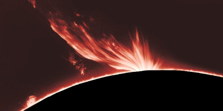 ‘Machine-gun sun’ could bring auroras to more than a dozen states this Independence Day weekend