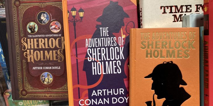 The First Movie Shown On An Airplane Was An Adaptation Of A Sir Arthur Conan Doyle Novel